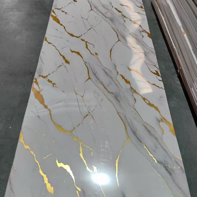 83461e917a80422487b4c3d75863fc24 Calacatta White Marble-Effect Wall Panels with Shimmering Gold Veins – High-Gloss Luxury Cladding
