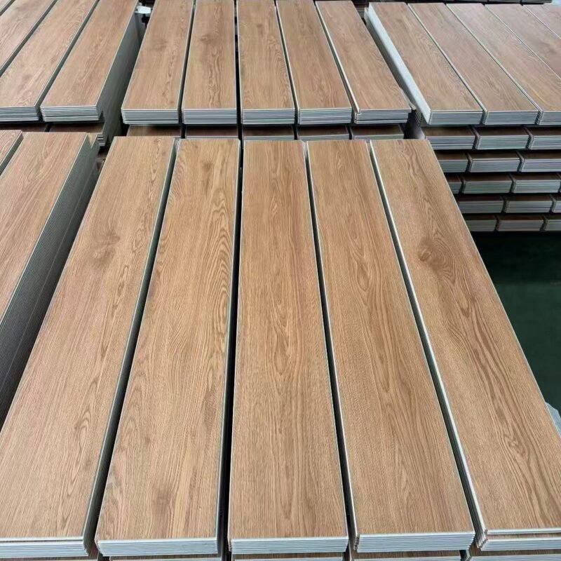 Light Oak Wood-Grain SPC Flooring – Natural Warmth & Easy Click Installation