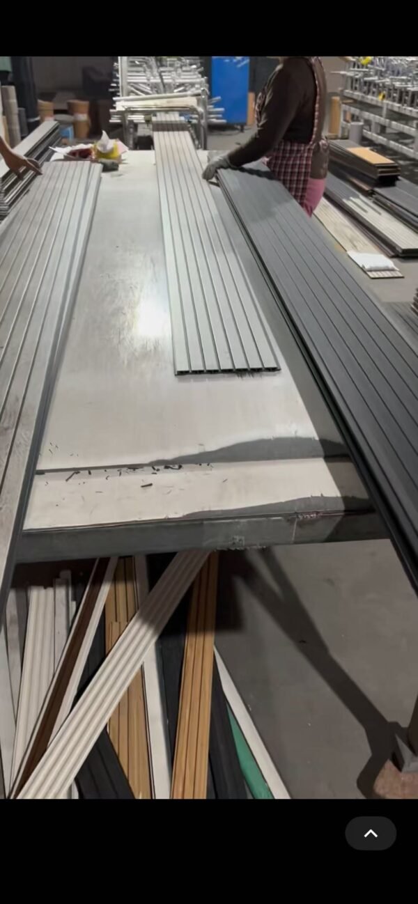 微信图片_20260527145622_42_42 Vertical Fluted WPC Wall Panels – Modern Grooved Slat Cladding for B2B Projects