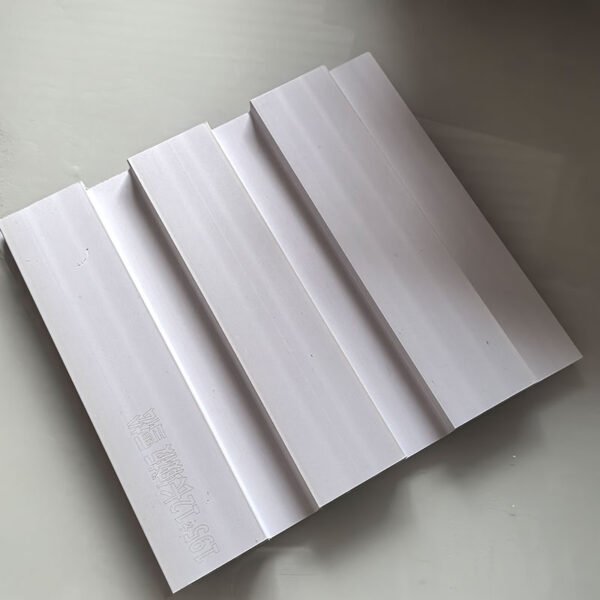 Pure White Matte Solid Indoor WPC Grooved Great Wall Grille | Shandong Ding'en Wood Products Co.,Ltd, Size:195×12mm, Custom Cut Length:2.44m/2.8m/2.9m Available