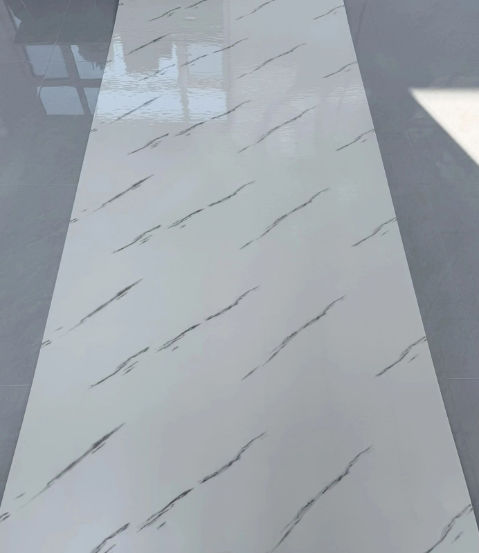 JS-31 Pure White Background Neat Diagonal Thin Irregular Black Vein Self-Adhesive Marble Wall Sticker | Shandong Ding'en Wood Products Co.,Ltd, Sizes:30×60/60×60/60×300/120×300cm, Thickness 2.5mm/2.8mm/3mm Customizable
