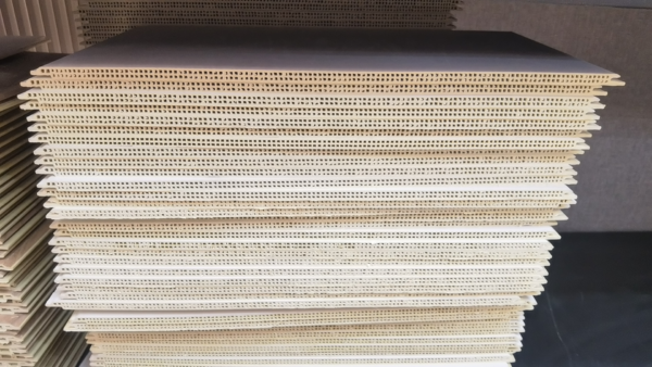 PVC Bamboo Wood Fiber Wall Panel (Honeycomb Hollow Interlock Wall Board)